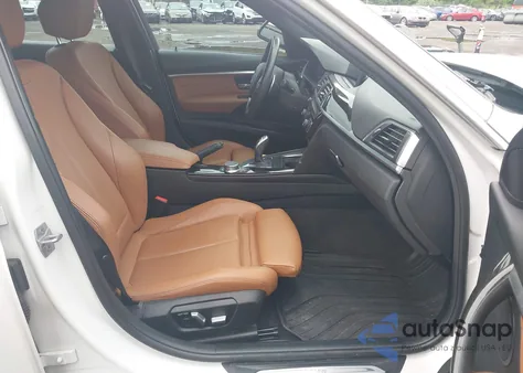 2017 BMW 330I xDrive из США, поврежденный, VIN WBA8D9C35HA011578